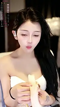 Snapshot of xiaomoli928 chatting on 04/02/26, 08:28 xiaomoli928 online show from 04/02/26, 08:28