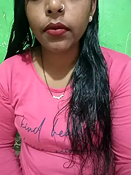 Snapshot of Parul-009 chatting on 02/28/26, 04:02 Parul-009 online show from 02/28/26, 04:02