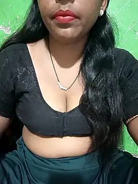 Snapshot of Parul-009 chatting on 03/18/26, 05:54 Parul-009 online show from 03/18/26, 05:54