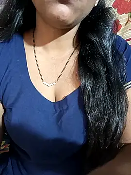 Snapshot of Parul-009 chatting on 03/22/26, 06:39 Parul-009 online show from 03/22/26, 06:39