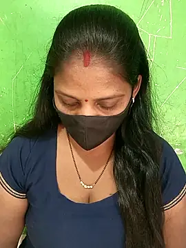 Snapshot of Parul-009 chatting on 04/09/26, 09:04 Parul-009 online show from 04/09/26, 09:04