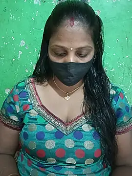 Snapshot of Parul-009 chatting on 05/11/26, 06:52 Parul-009 online show from 05/11/26, 06:52