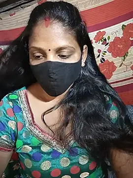 Snapshot of Parul-009 chatting on 05/12/26, 03:47 Parul-009 online show from 05/12/26, 03:47