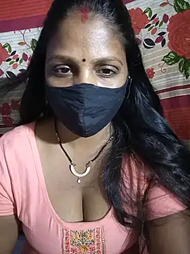 Snapshot of Parul-009 chatting on 05/13/26, 09:55 Parul-009 online show from 05/13/26, 09:55