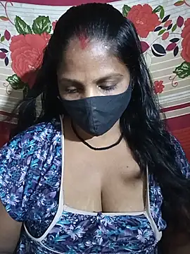 Snapshot of Parul-009 chatting on 05/20/26, 06:14 Parul-009 online show from 05/20/26, 06:14