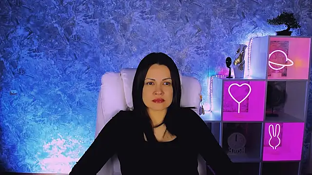 Snapshot of karolina_robinson chatting on 03/04/26, 12:00 karolina robinson online show from 03/04/26, 12:00