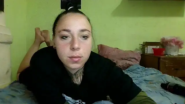MillaSourety online show from 07/18/26, 09:18