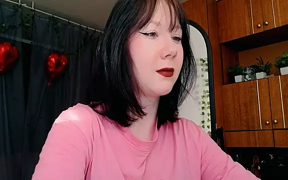 Snapshot of marty_bree chatting on 03/15/26, 12:33 marty bree online show from 03/15/26, 12:33