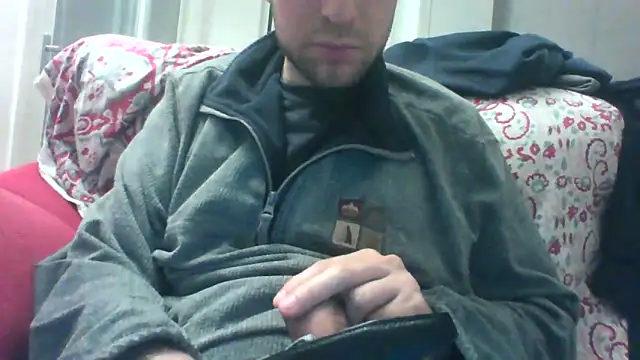 Snapshot of andre_italy chatting on 03/11/26, 10:16 andre italy online show from 03/11/26, 10:16