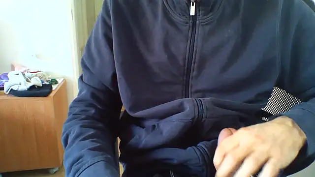 Snapshot of andre_italy chatting on 04/02/26, 01:31 andre italy online show from 04/02/26, 01:31