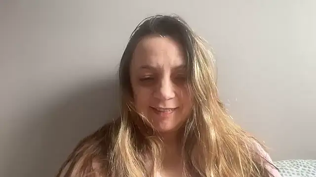 ShyFlameLive online show from 05/02/26, 12:32