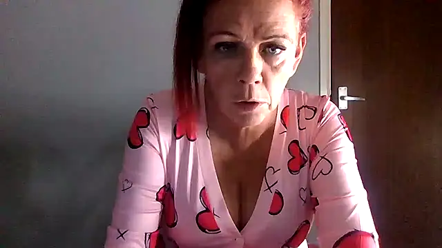 Snapshot of Forbidden-Irish-x chatting on 03/14/26, 11:32 Forbidden-Irish-x online show from 03/14/26, 11:32