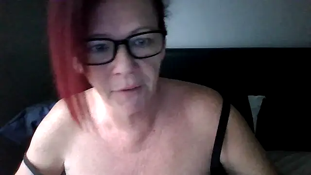 Snapshot of Forbidden-Irish-x chatting on 04/14/26, 10:10 Forbidden-Irish-x online show from 04/14/26, 10:10