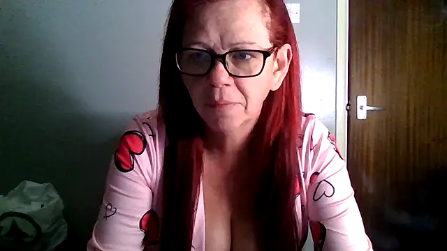 Snapshot of Forbidden-Irish-x chatting on 04/16/26, 10:34 Forbidden-Irish-x online show from 04/16/26, 10:34