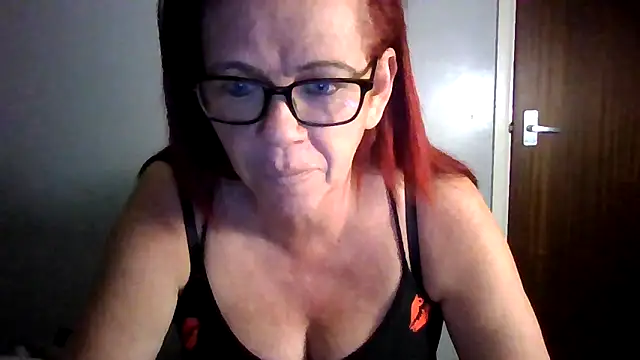 Snapshot of Forbidden-Irish-x chatting on 04/21/26, 08:55 Forbidden-Irish-x online show from 04/21/26, 08:55