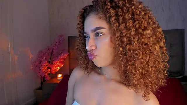 Sienna brunette online show from 05/17/26, 12:23