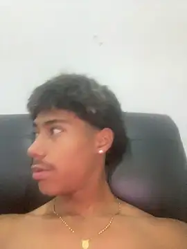 Snapshot of Adan21_cm chatting on 04/11/26, 05:56 Adan21 cm online show from 04/11/26, 05:56