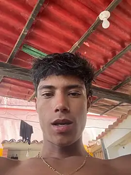 Snapshot of Adan21_cm chatting on 06/06/26, 05:28 Adan21 cm online show from 06/06/26, 05:28