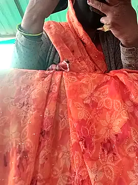 Snapshot of Muskan44s chatting on 02/19/26, 03:57 Muskan44s online show from 02/19/26, 03:57