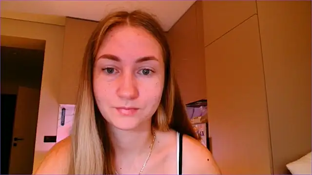 BluueSilk online show from 12/02/25, 06:08