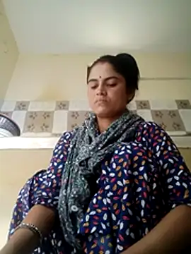 Snapshot of Miya_jaan chatting on 05/20/26, 02:07 Miya jaan online show from 05/20/26, 02:07