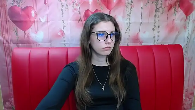 Snapshot of LilianaShine chatting on 03/10/26, 01:38 LilianaShine online show from 03/10/26, 01:38