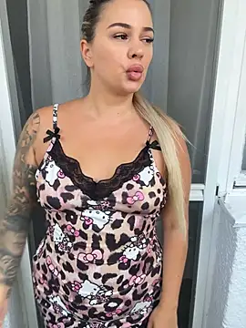 sexybatwomen33 online show from 07/14/26, 05:34