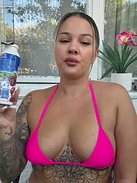 sexybatwomen33 online show from 08/09/26, 05:23