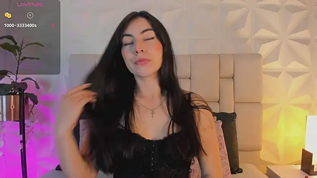 Snapshot of IsabellaSweet__ chatting on 04/27/26, 11:36 IsabellaSweet online show from 04/27/26, 11:36