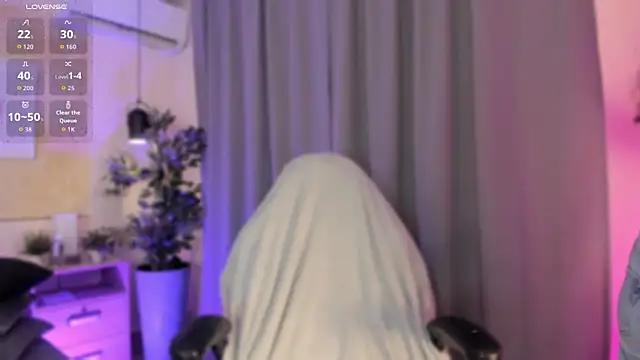 IsabellaSweet   online show from 07/14/26, 03:44