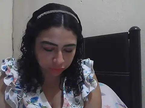 Snapshot of DalilahMx chatting on 06/10/26, 10:41 DalilahMx online show from 06/10/26, 10:41