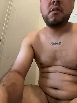 latinocalientehot online show from 06/28/26, 02:45