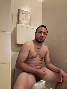 latinocalientehot online show from 07/08/26, 07:18