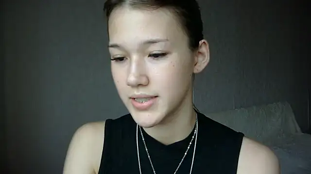 Snapshot of lilXdomiii chatting on 05/30/26, 12:24 lilXdomiii online show from 05/30/26, 12:24