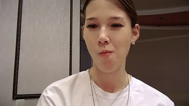 Snapshot of lilXdomiii chatting on 05/31/26, 04:14 lilXdomiii online show from 05/31/26, 04:14