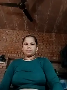 Snapshot of Pooja_sahu chatting on 04/03/26, 10:57 Pooja sahu online show from 04/03/26, 10:57