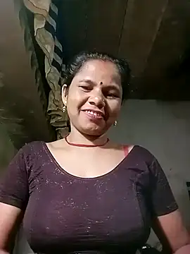 Snapshot of Pooja_sahu chatting on 04/14/26, 09:54 Pooja sahu online show from 04/14/26, 09:54