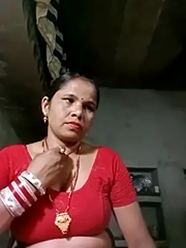 Snapshot of Pooja_sahu chatting on 04/15/26, 03:30 Pooja sahu online show from 04/15/26, 03:30