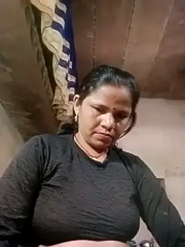 Snapshot of Pooja_sahu chatting on 04/18/26, 07:34 Pooja sahu online show from 04/18/26, 07:34