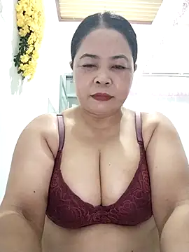 Snapshot of Baby-bigtits2026 chatting on 02/28/26, 12:39 Baby-bigtits2026 online show from 02/28/26, 12:39