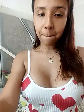 MiaSantana  online show from 06/15/26, 06:54