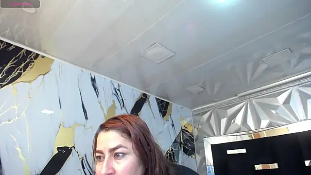 Snapshot of Alison-mar chatting on 04/21/26, 01:42 Alison-mar online show from 04/21/26, 01:42