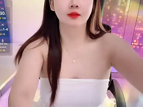 Snapshot of XiaBunny chatting on 04/18/26, 05:17 XiaBunny online show from 04/18/26, 05:17