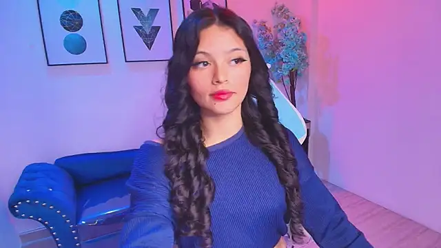 Maddie T18 online show from 06/12/26, 11:31