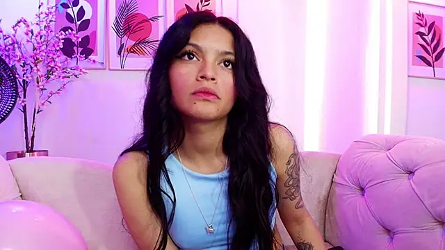 Maddie T18 online show from 07/28/26, 04:39