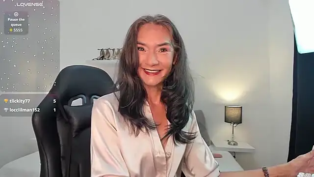 Snapshot of Emma_Mendozaa chatting on 03/07/26, 11:40 Emma Mendozaa online show from 03/07/26, 11:40
