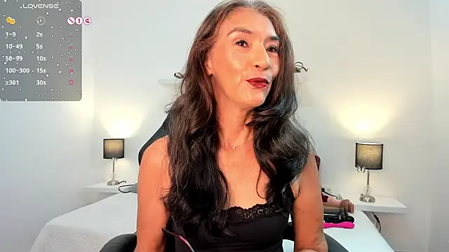 Snapshot of Emma_Mendozaa chatting on 04/08/26, 11:32 Emma Mendozaa online show from 04/08/26, 11:32