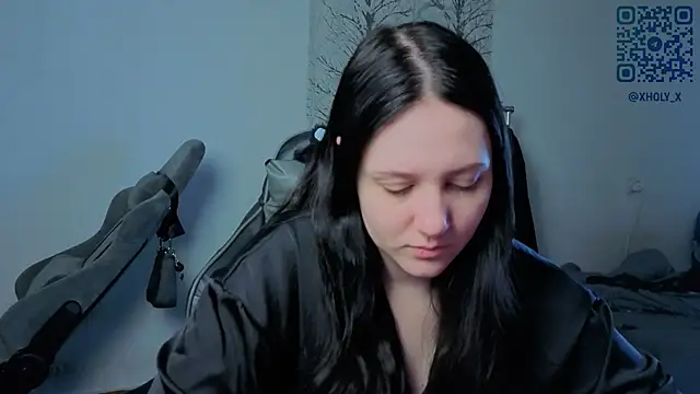 Snapshot of Holy_Kveta chatting on 04/23/26, 03:41 Holy Kveta online show from 04/23/26, 03:41