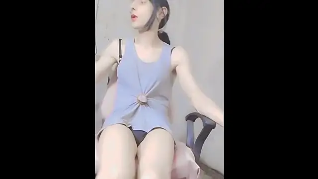 Snapshot of ammsexy1 chatting on 06/13/26, 10:18 ammsexy1 online show from 06/13/26, 10:18