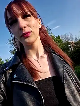 Snapshot of -BabyBella- chatting on 04/15/26, 03:52 -BabyBella- online show from 04/15/26, 03:52